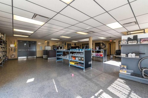 4706 62 Avenue, Lloydminster, AB 