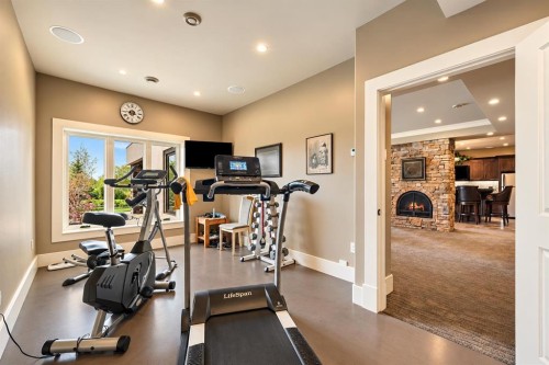 2012 63 Avenue, Lloydminster, AB 