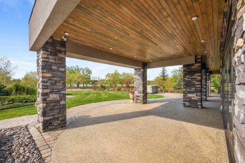 2012 63 Avenue, Lloydminster, AB 