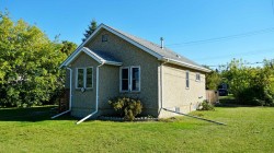 4639 50 Avenue Vermilion, AB T9X 1R7
