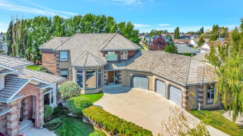 3302 64 Avenue, Lloydminster, AB 