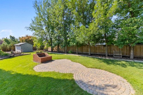 3302 64 Avenue, Lloydminster, AB 