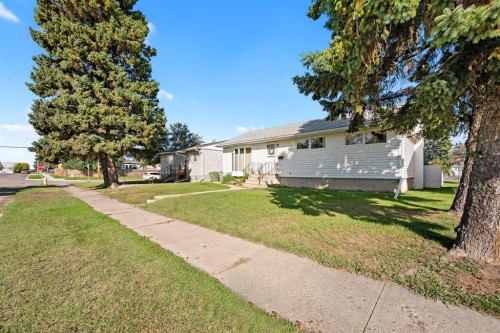 5116 56A Street, Lloydminster, AB 