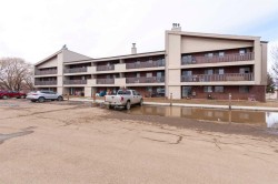 203-5607 31 Street Lloydminster, AB T9V 3H1