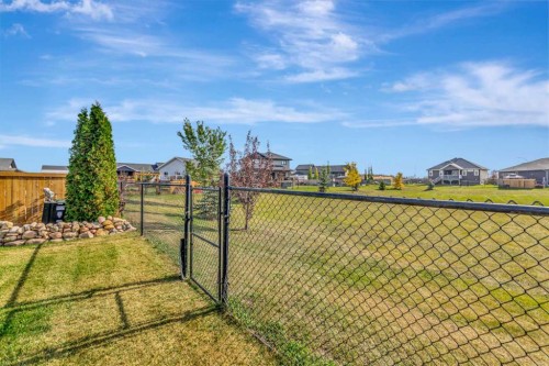 4111 34 Street, Lloydminster, SK 
