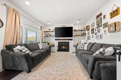 5009 50 Street, Streamstown, AB 