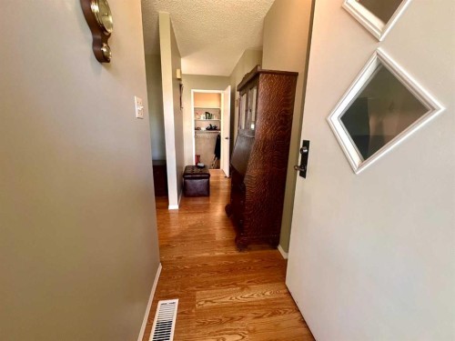 412 Main Street, Turtleford, SK 