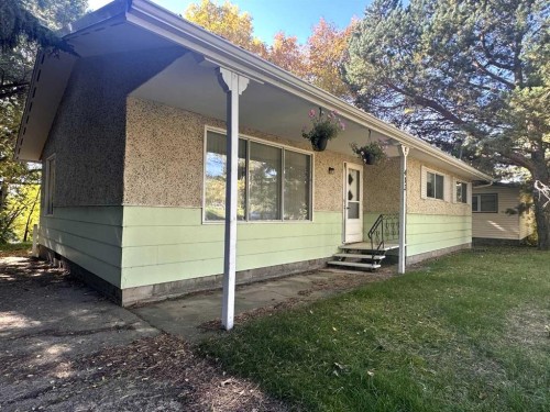 412 Main Street, Turtleford, SK 