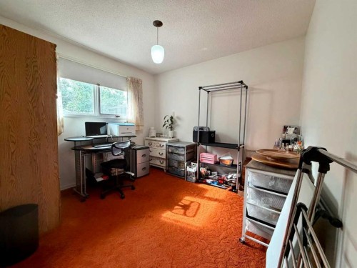 1305 5 Avenue, Wainwright, AB 