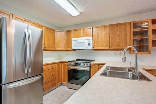 211-5120 51 Avenue, Vermilion, AB 