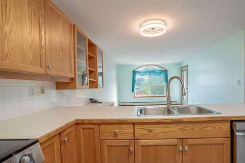 211-5120 51 Avenue, Vermilion, AB 