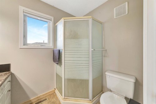 207 3Rd Avenue East, Neilburg, SK 