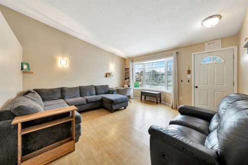 207 3Rd Avenue East, Neilburg, SK 