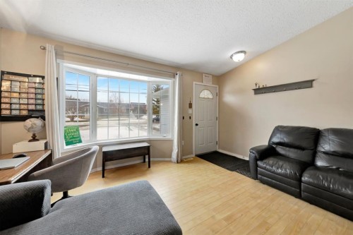 207 3Rd Avenue East, Neilburg, SK 