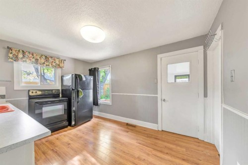 5207 48 Street, Lloydminster, AB 