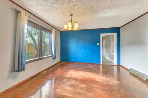 5207 48 Street, Lloydminster, AB 