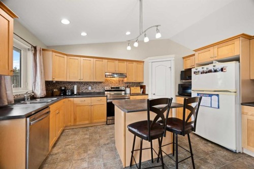 2307 61A Avenue, Lloydminster, AB 