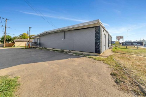 4818 44 Street, Lloydminster, SK 