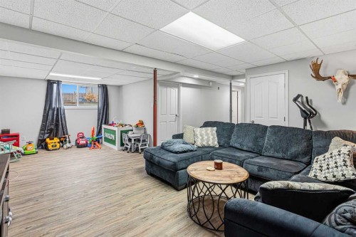 21 Third Avenue Se, Marshall, SK 