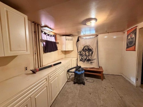 802 6 Avenue, Wainwright, AB 
