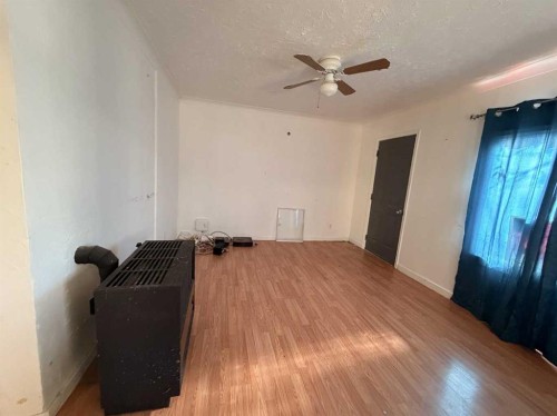 802 6 Avenue, Wainwright, AB 