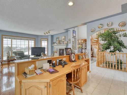 254209 Woodland Road, Rural Rocky View County, AB - Indoor Photo Showing Office