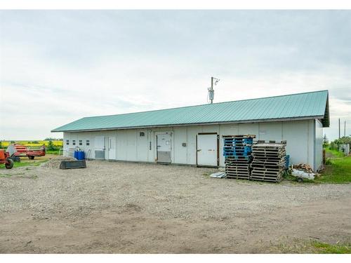 30352 Range Road 20, Rural Mountain View County, AB - Indoor