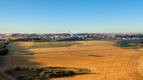 6360 C & E Trail, Innisfail, AB 