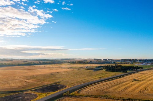 6360 C & E Trail, Innisfail, AB 