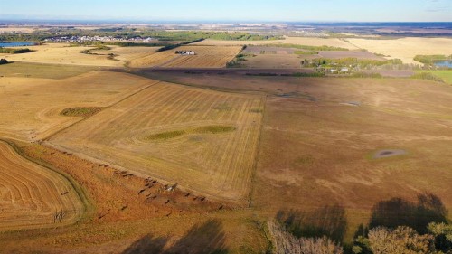 6360 C & E Trail, Innisfail, AB 