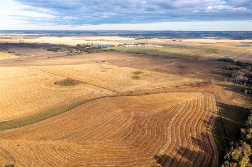 6360 C & E Trail, Innisfail, AB 