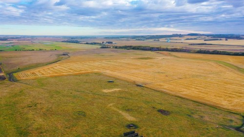 6360 C & E Trail, Innisfail, AB 