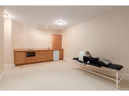 135 Eagle Ridge Drive Sw, Calgary, AB - Indoor Photo Showing Other Room