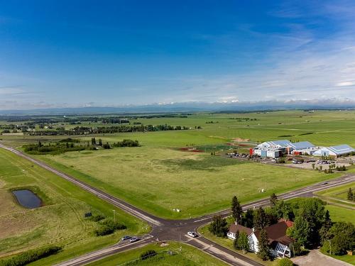 33019 Township Road 250, Rural Rocky View County, AB 