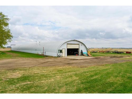 30319 Highway 2A, Carstairs, AB - Outdoor