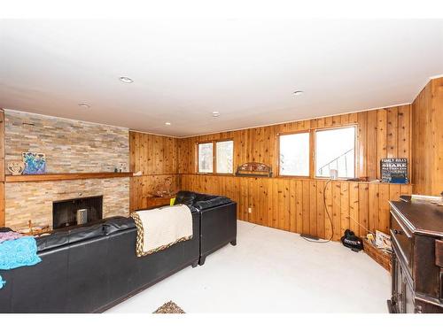 244027 Horizon View Road, Rural Rocky View County, AB - Indoor Photo Showing Bedroom