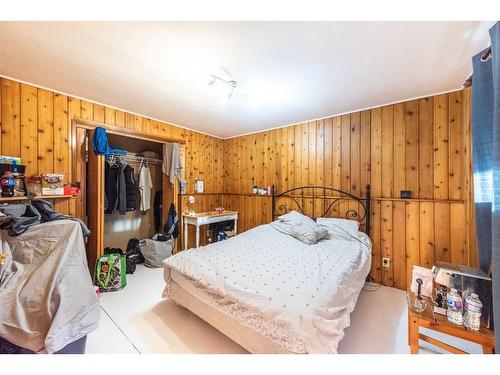 244027 Horizon View Road, Rural Rocky View County, AB - Indoor Photo Showing Bedroom