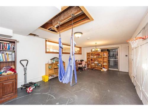 244027 Horizon View Road, Rural Rocky View County, AB - Indoor Photo Showing Other Room