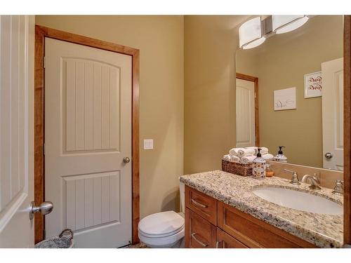 298077 218 Street West, Rural Foothills County, AB - Indoor Photo Showing Bathroom