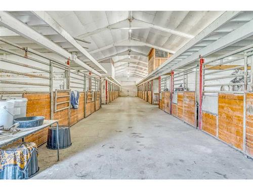 185038 Range Road 241, Milo, AB - Indoor