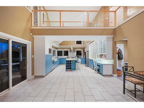 2565 Tecumseh Road, Crowsnest Pass, AB - Indoor Photo Showing Kitchen