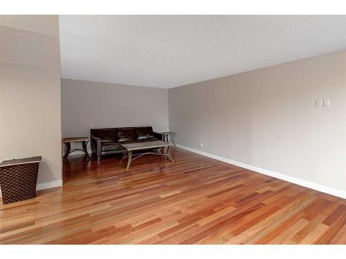500J-500 Eau Claire Avenue Sw, Calgary, AB - Indoor Photo Showing Other Room