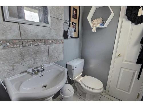 403 61314 Rr 463, Bonnyville, AB - Indoor Photo Showing Bathroom