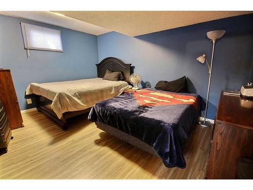 403 61314 Rr 463, Bonnyville, AB - Indoor Photo Showing Bedroom