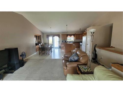 4603 4A Street, Boyle, AB - Indoor Photo Showing Living Room