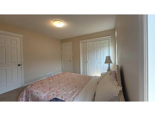 4603 4A Street, Boyle, AB - Indoor Photo Showing Bedroom