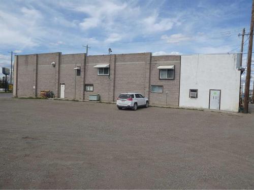 119 2 Avenue North, Vulcan, AB 