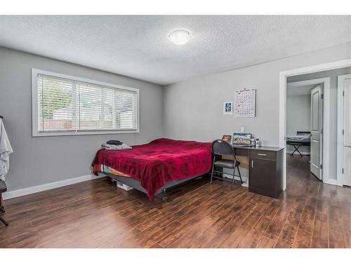 108 Whiteram Close Ne, Calgary, AB - Indoor Photo Showing Bedroom