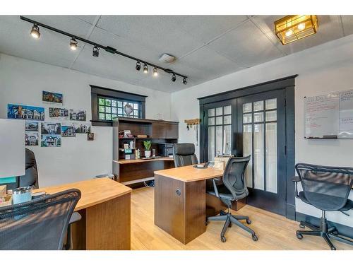 1801 8 Street Sw, Calgary, AB - Indoor Photo Showing Office