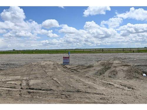 15 Lancaster Drive, Claresholm, AB 